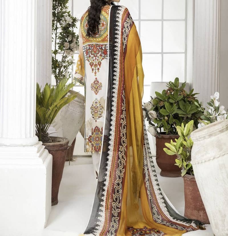 Safwa women lawn embroidered unstitched 1