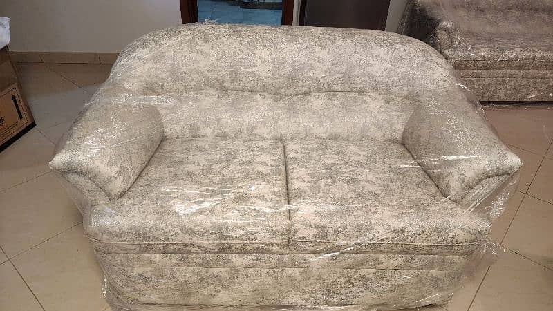 7 Seater Recently Renovated Sofa with Cushions 2