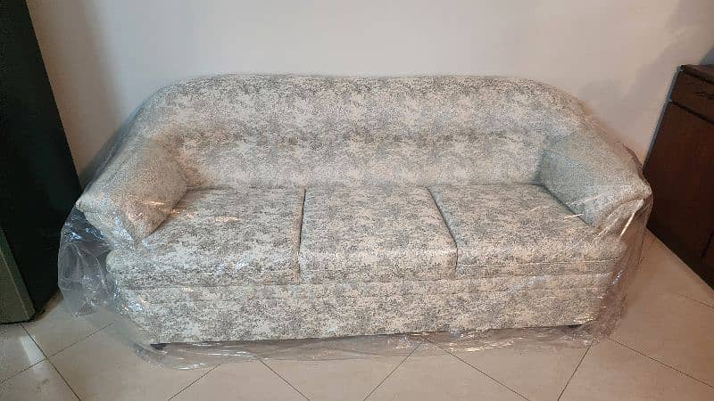 7 Seater Recently Renovated Sofa with Cushions 6