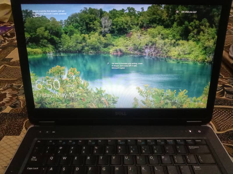 Perfect Dell laptop i5 4 generation 7