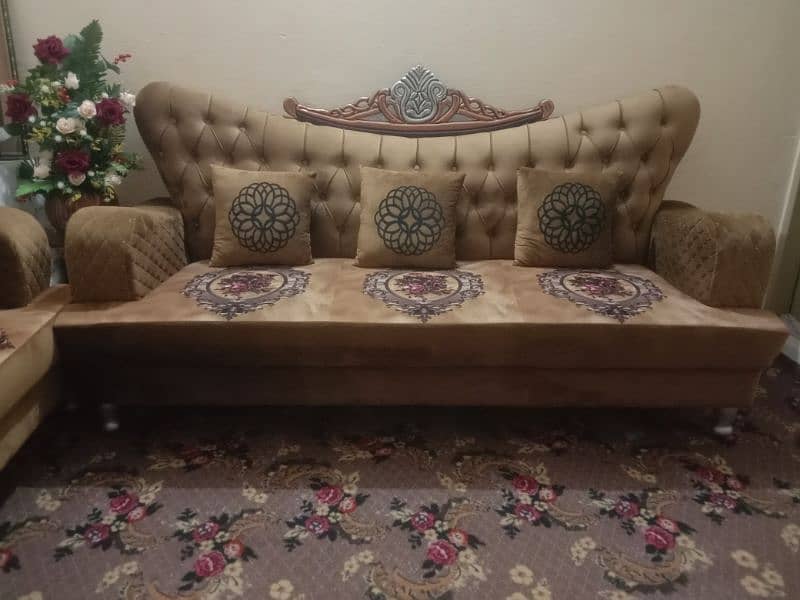 5 Seaters Sofa Set For Sale 2