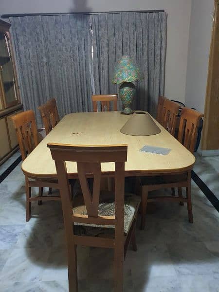 8 seat dining table set. 2