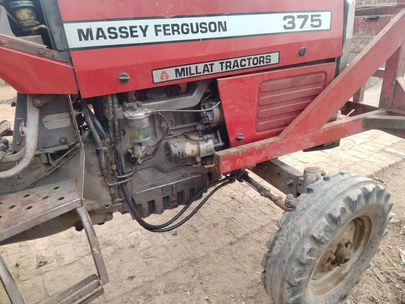 Massey 375 4