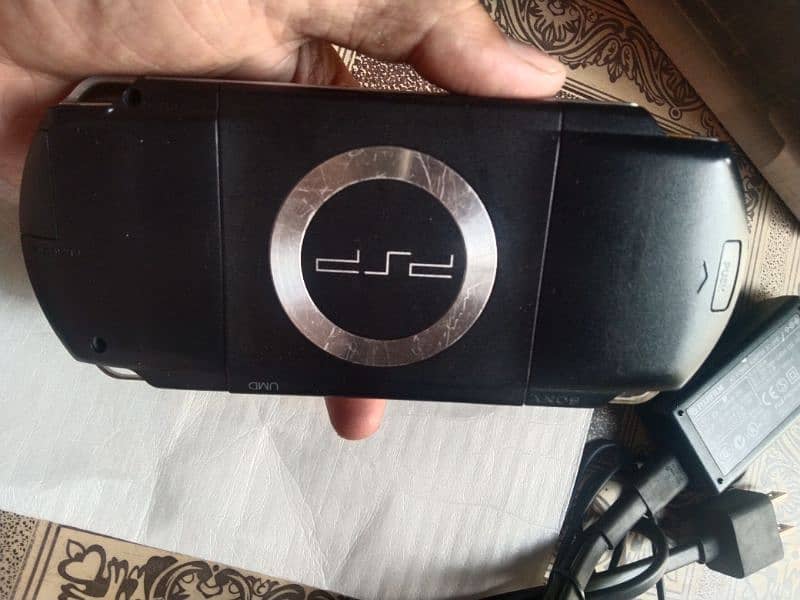 Sony PSP 2001 modal jeelbrek 8gb card 5