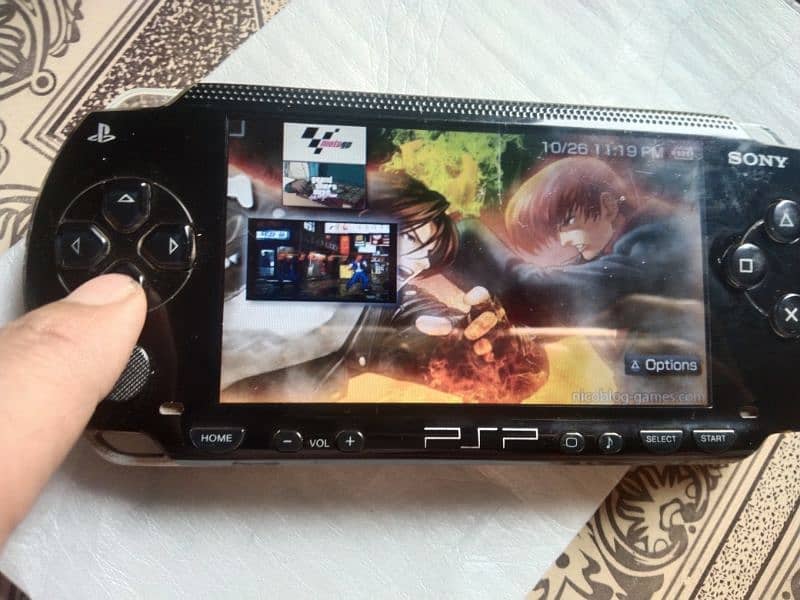 Sony PSP 2001 modal jeelbrek 8gb card 8