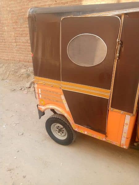 Auto Rickshaw For Sale 4