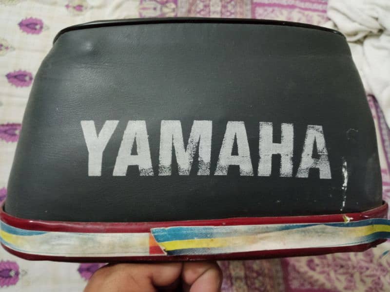 yamaha geniune seat with belt and gola 4