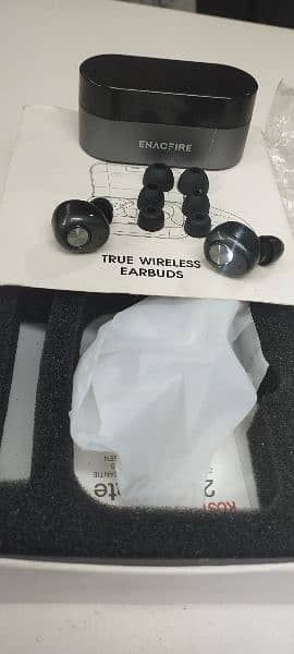 enacfire earbuds E18 1