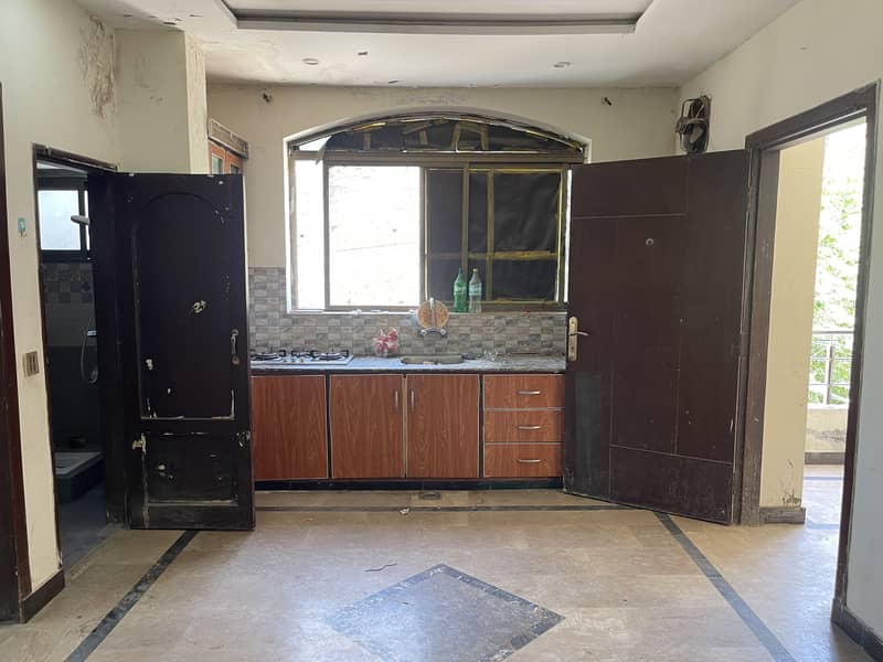 Flat for rent new tipe near to emporium mall use office 6