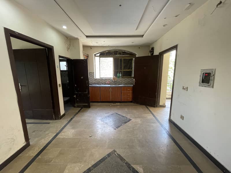 Flat for rent new tipe near to emporium mall use office 7