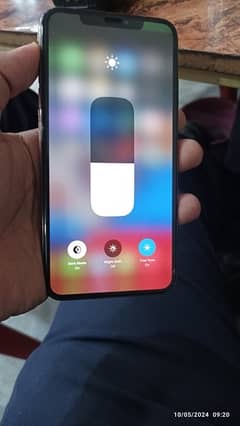 iphone Xs max osm condition