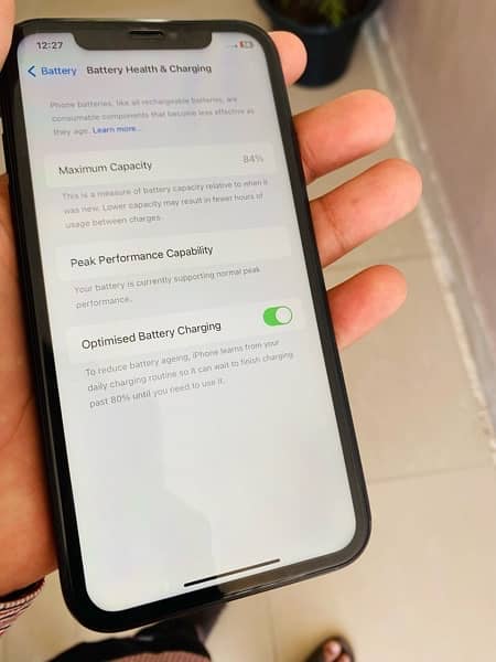 IPhone XR (64GB) Non pta Waterpack 84Health LLA model  Mint Condition 7