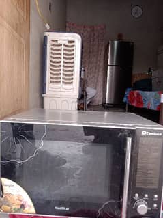 microwave oven good condition for sale.