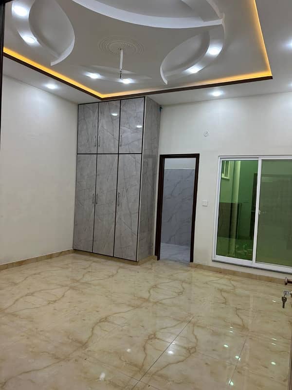 Ideal Location Near Main Road All Connections 3