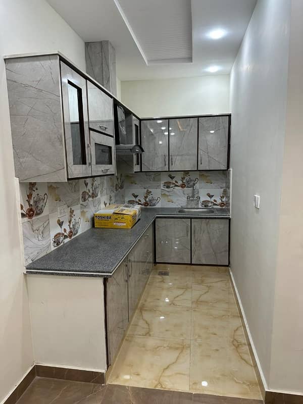 Ideal Location Near Main Road All Connections 15