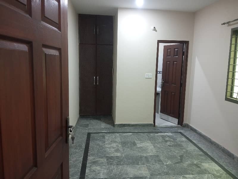 Ideal Location Walton Road, House For Sale Double Storey All Connections, Garage, Near Main Road 0