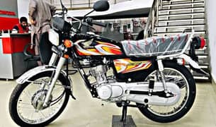 Honda 125 Black color