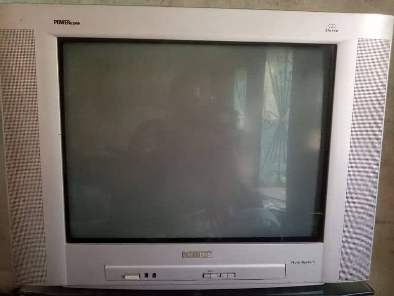 21 Inch Philips TV with Remote 0