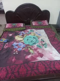 queen size double bed