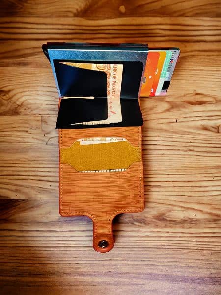 Men wallet Pop up card holder with cash pocket 1