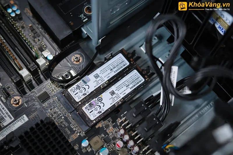 Lenovo P520c Xeon 10th Gen. W-2133 (3.60 GHz) 6C - 32GB DDR4 3