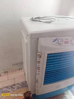 GFC k Air Cooler with ice box _ 3 Months use