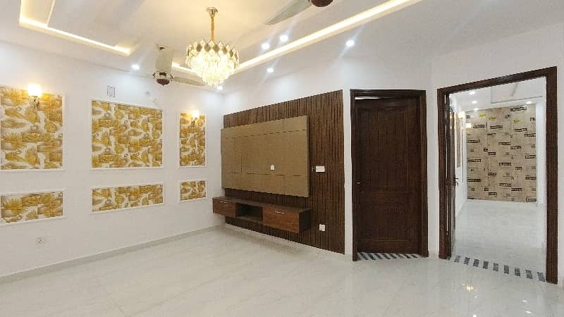 Spacious Prime Location House Is Available For sale In Ideal Location Of Punjab Coop Housing Society 18