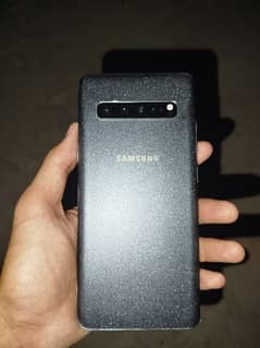 Samsung galaxy s10plus 5g like new condition