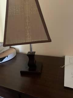 side table  small lamp