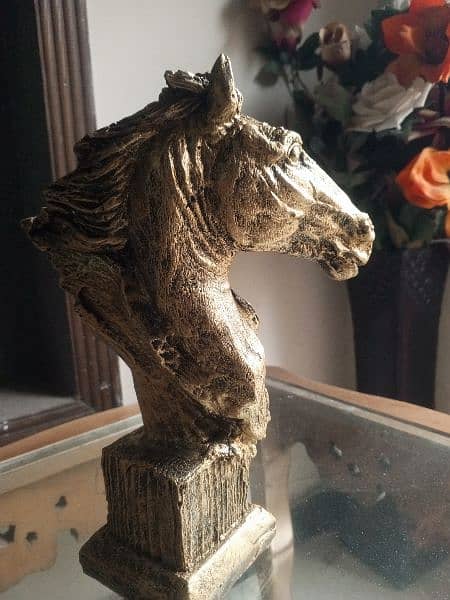 horse face sculpture hand made 2