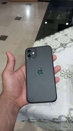 iPhone 11 (series by contact 0311 /4772867)