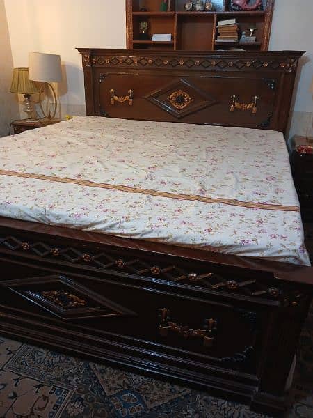 Bed with mattress and side tables and dressing table 1