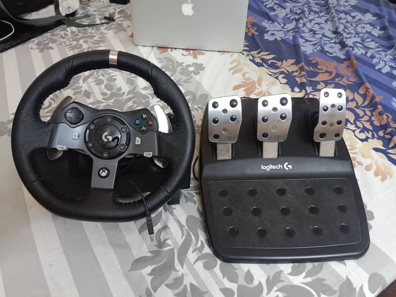 Logitech G920 Driving Force Racing Steering Wheel + Pedal 0