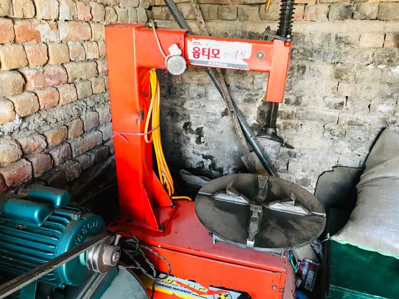 Tyre chenger machine and big  compresser and all setup call03255658741 0