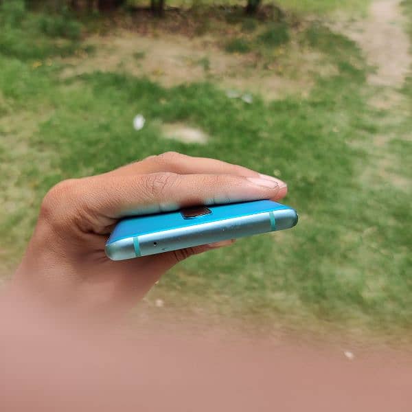 OnePlus 8 12/256 3