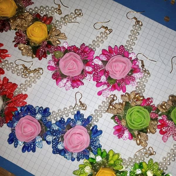 Handmade Floral Jewellery / Earrings 1