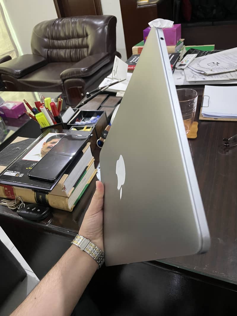 MacBook Pro 2017/2018 Model for urgent sale 3