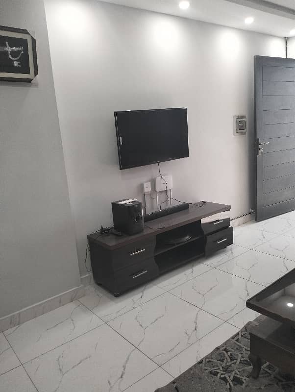 1 Bed Full Furnished Apartment Available For Rent Good Location Main Boulevard 6
