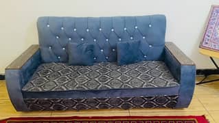 5 seater sofa with table new condition