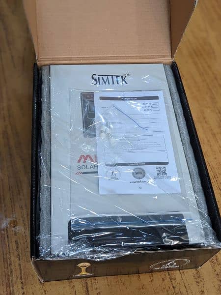 simtek mppt plus hybrid charger and controller 100A 1