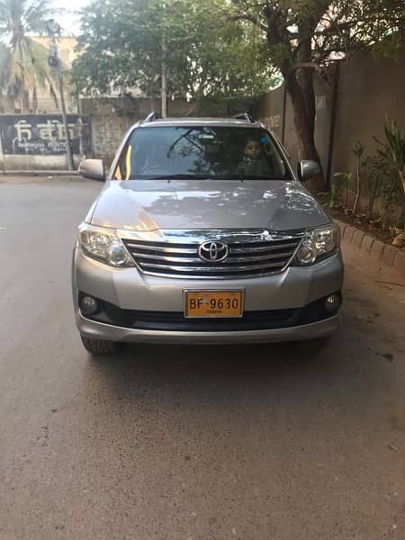 Toyota Fortuner 2013 1