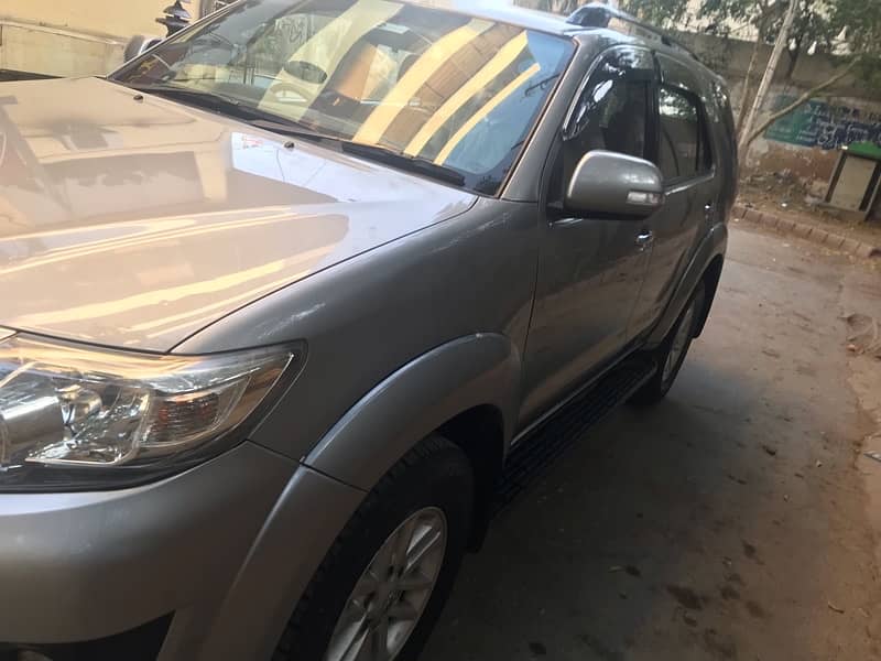 Toyota Fortuner 2013 6