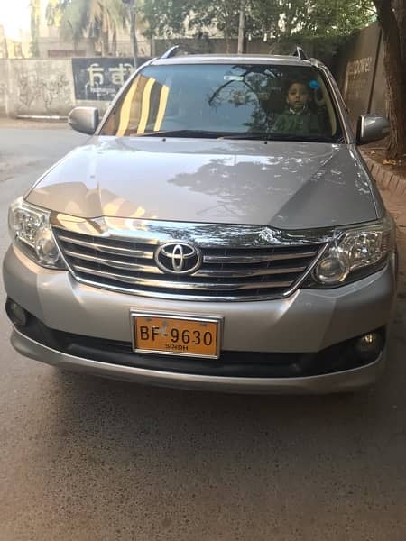 Toyota Fortuner 2013 9