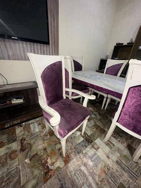 08 chair dining table 9/10 condition 1