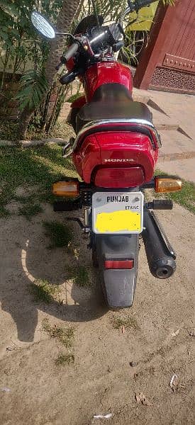 Honda Pridor 2022 end Scratchless Condition 8