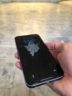 Iphone 14 glass broken