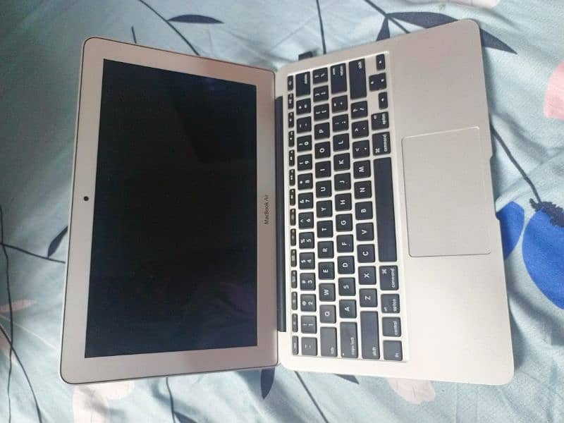 Macbook Air 2014 Great Condition 9