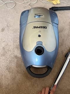 vacuum cleaner for sale condition is good 0