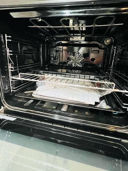 Builtin Oven for sale 1