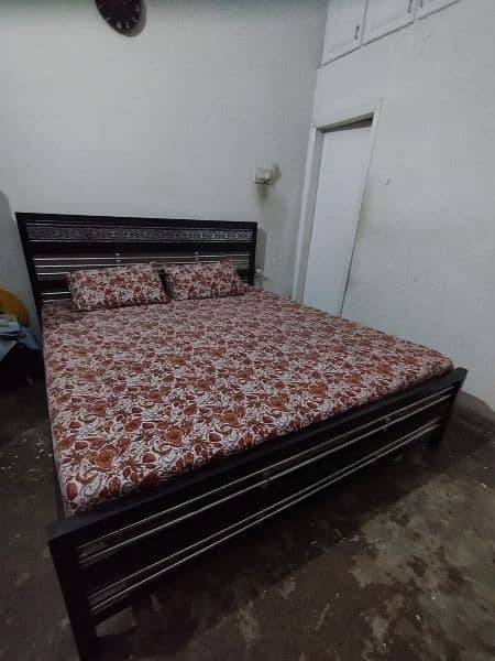 king size bed 2
